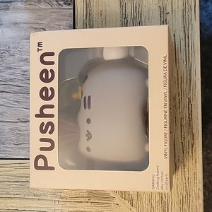 Easter Pusheen Vinyl Toy